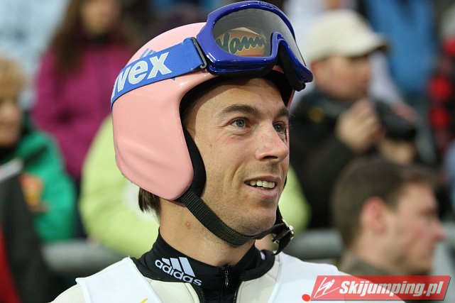 085 Michael Neumayer